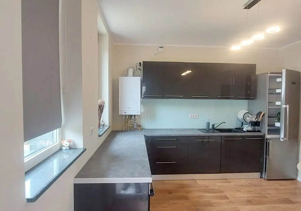 De vânzare casă premium tip duplex, vedere spre Lacul Brates, comision 0%