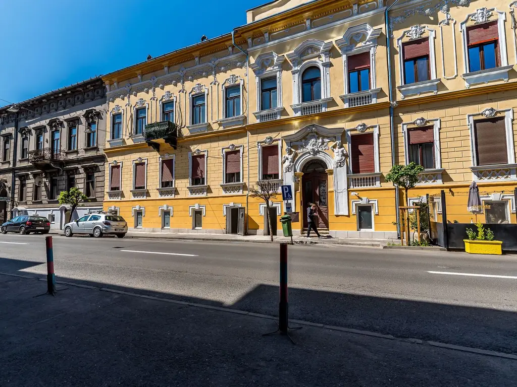 Spațiu comercial cu acces stradal, pe b-dul Decebal, ideal investiție