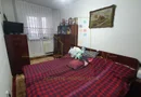 3 Camere. Centrala proprie.Bloc cu acoperis.