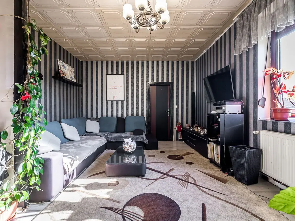 PREȚ NOU! Apartament cu 3 camere & curte | zona Malul Mureșului