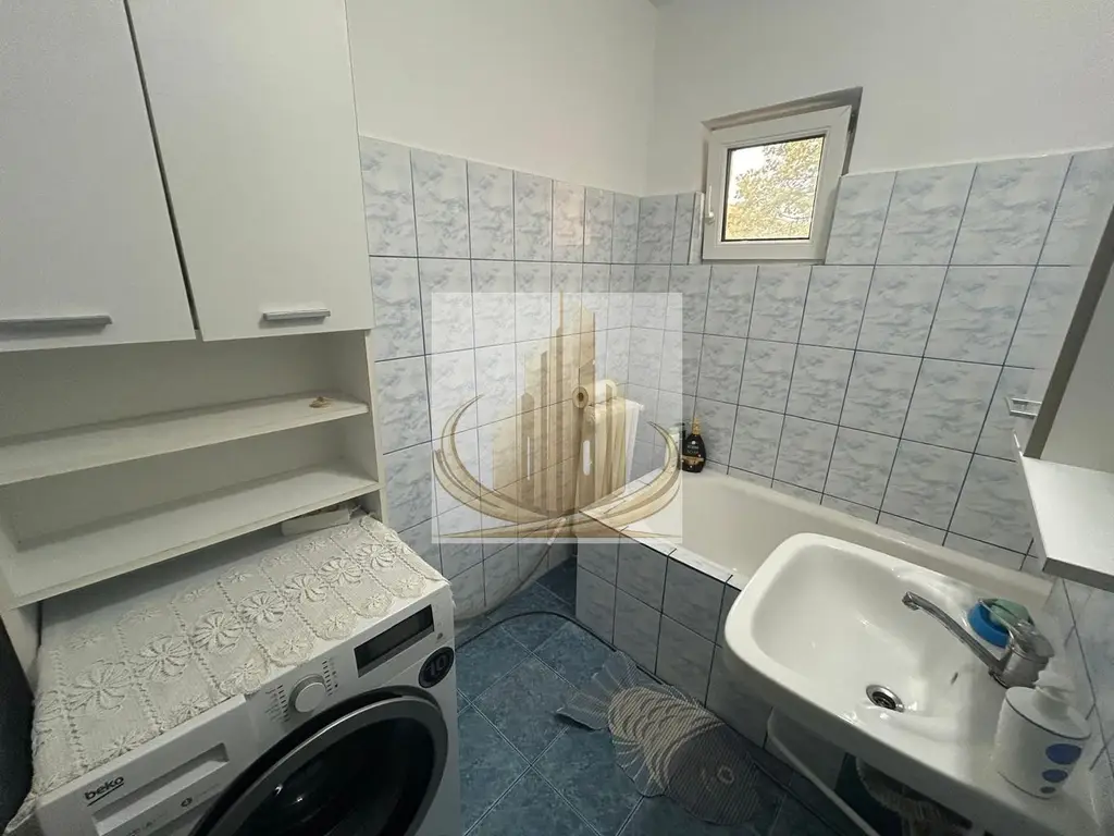 Apartament 5 camere 100mp Zona Padurea Verde