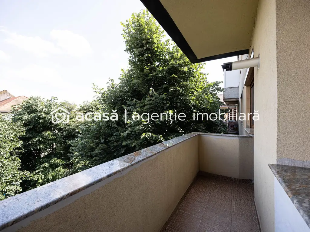 REZERVAT! 95.000 € – lux, liniște și natură, B-dul Revoluției–Podgoria