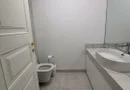 Apt 2 cam Victoriei, design interbelic şi finisaje de lux.