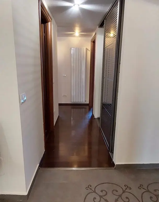 Vînd apartament 4 camere Floreasca/Verdi