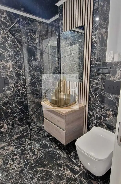 Apartament 3 camere Parter Lipovei 68mp