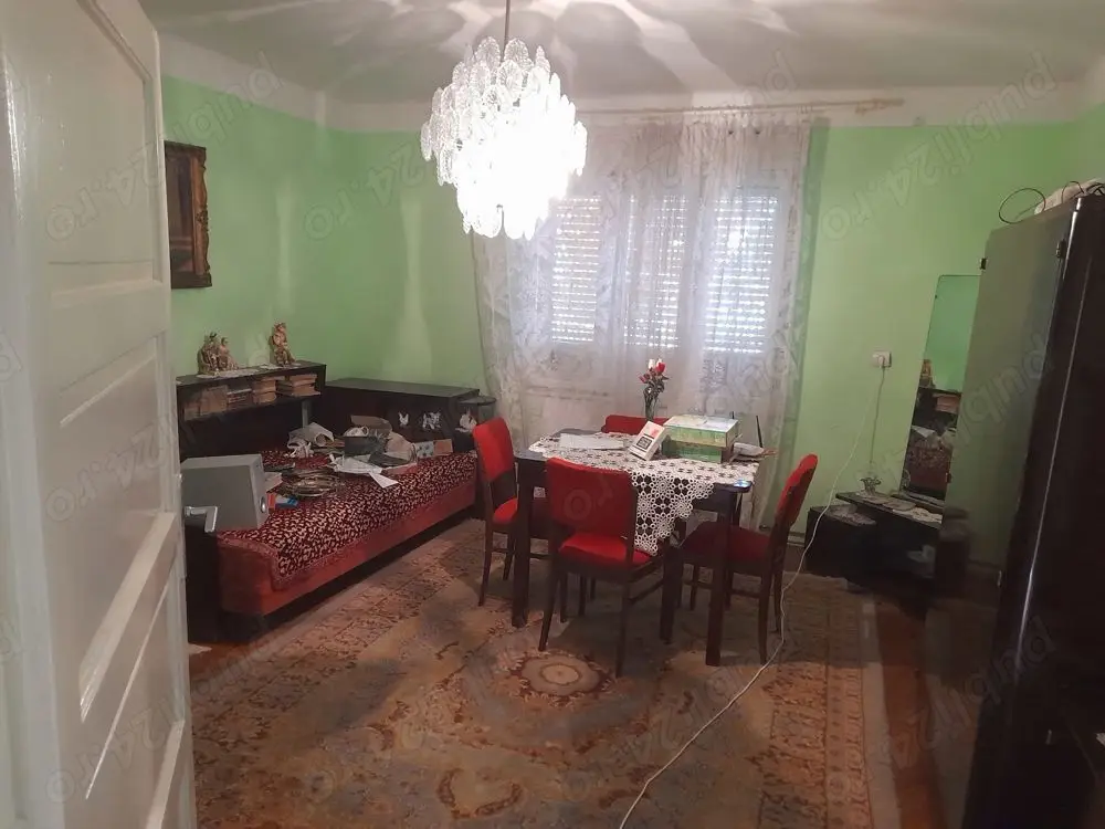 BRASADAS vinde casa cu 4 cam in zonă Closca