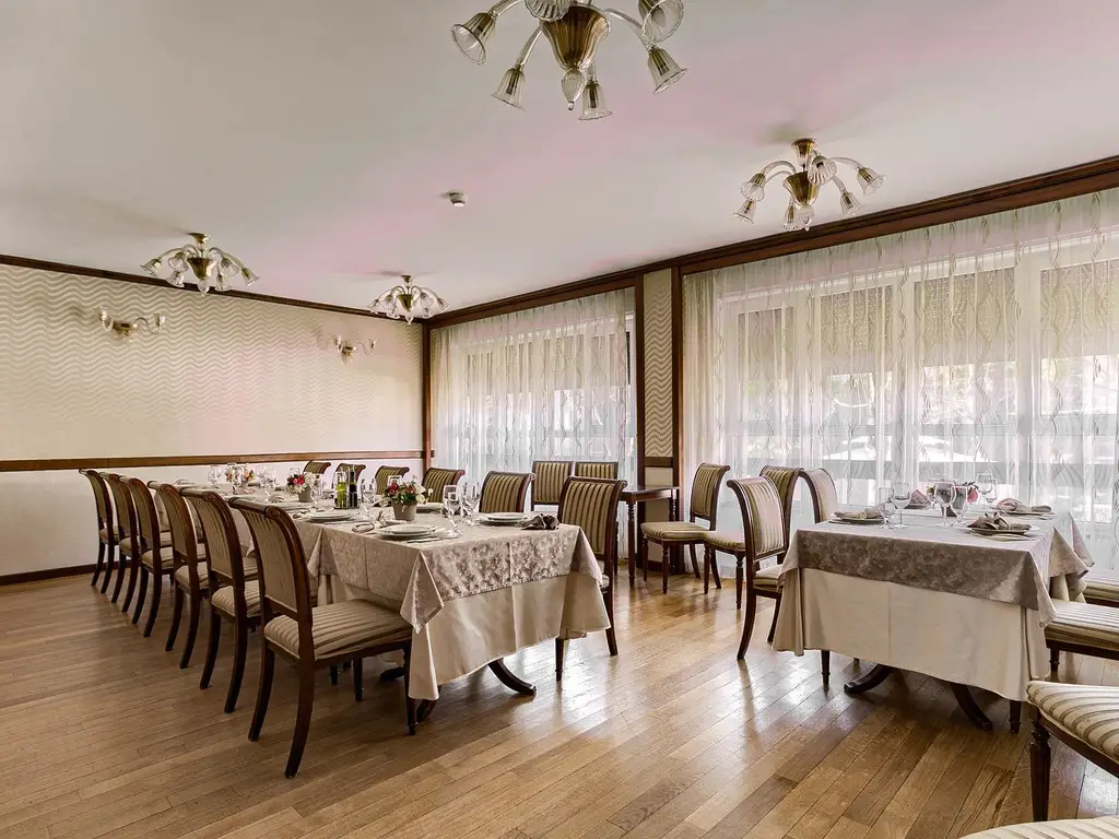 Oportunitate de investiție: Hotel Best Western de 4 stele Arad - Român