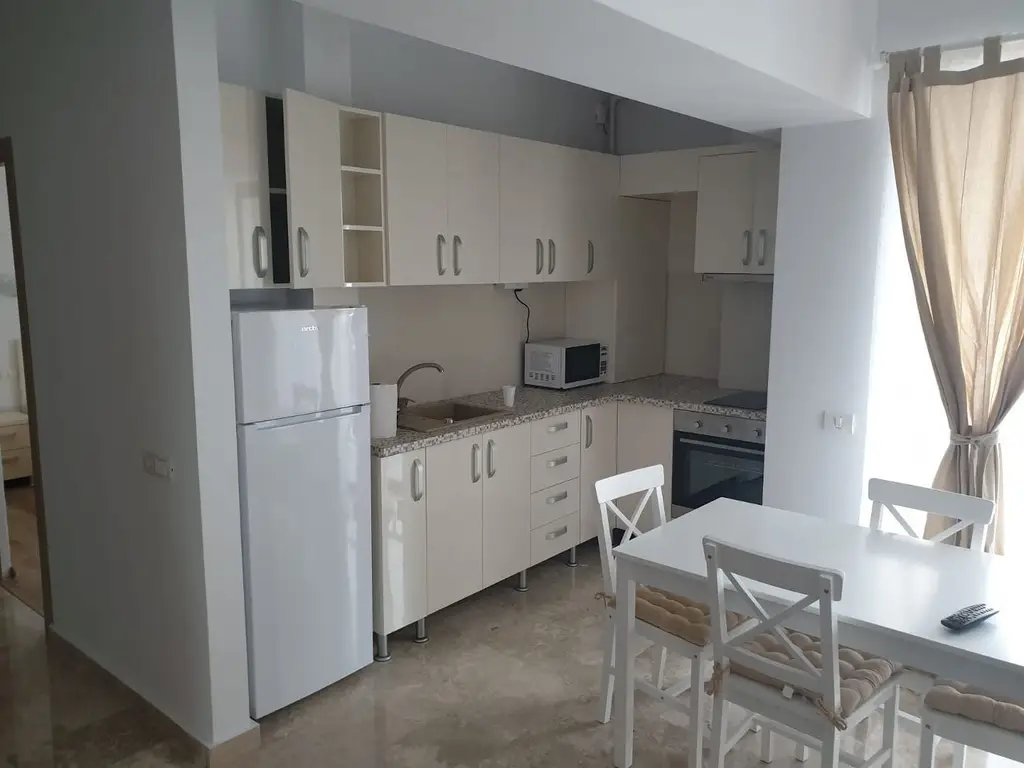 BRASADAS Inchiriaza Ap 2 camere, zona unirii