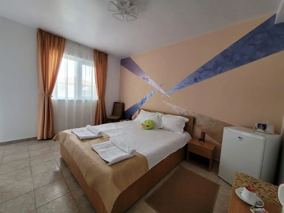 Vama Veche - Vila Sophia - Vânzare pensiune P+1E la cheie.