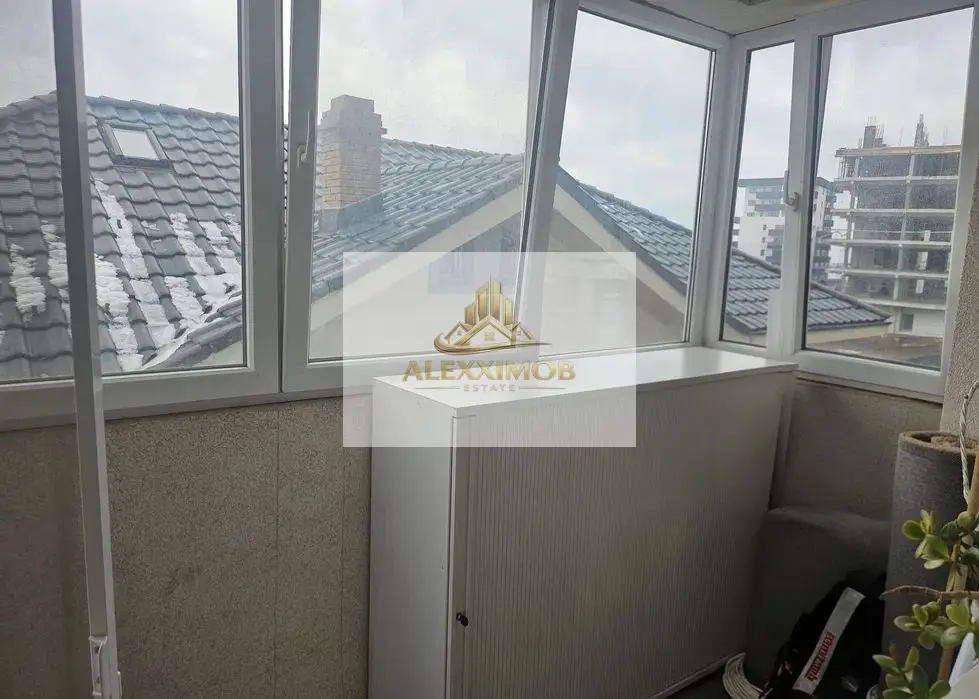 Apartament 3 Camere de Vanzare - zona Metalurgiei - 75 mp