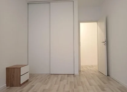 Ag BRASADAS vinde ap 2 cam MOBILAT cu PARCARE Berceni.
