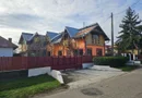 Casă de vânzare în Golești – locație excelentă lângă muzeu