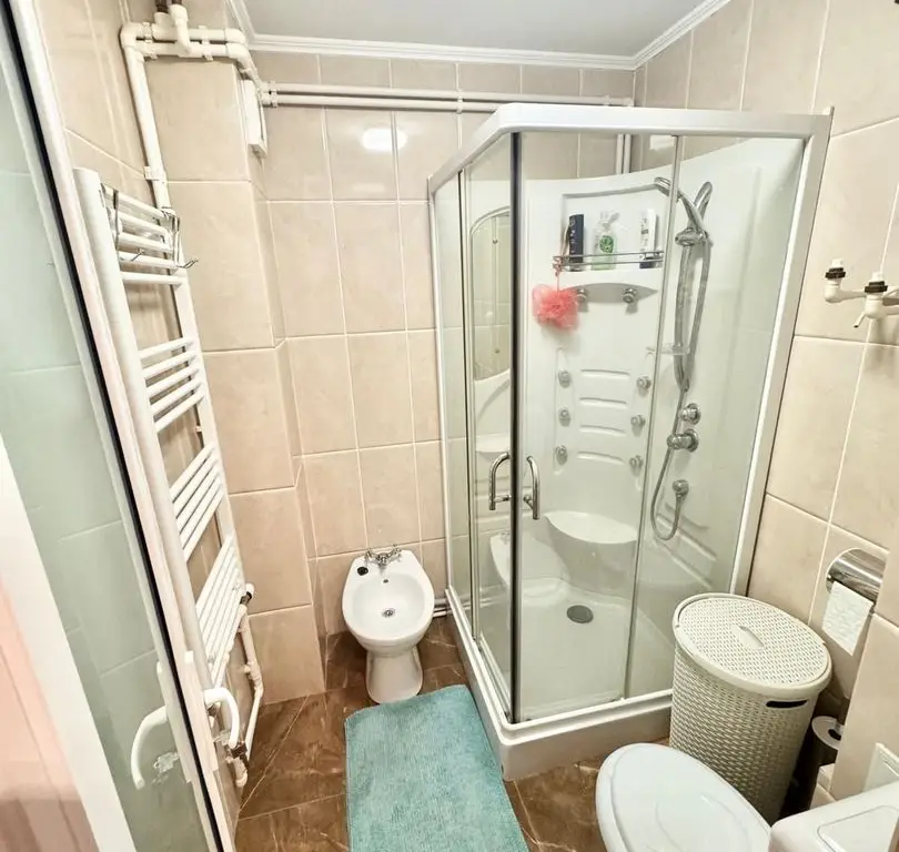 Apartament 3 camere, 64 mp, Nicolae Titulescu, etaj 4