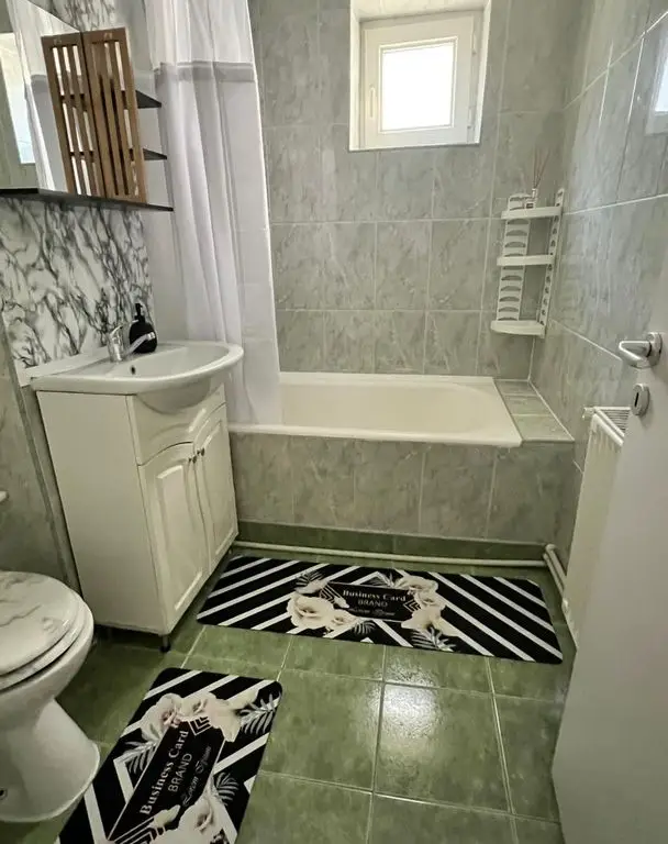 De inchiriat apartament cu 2 camere, etaj 1, zona Neacsu, 400 euro
