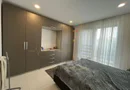 Apartament pe 3 nivele. Terasa 30 mp. 2 Balcoane. 2 Bai. Gradina