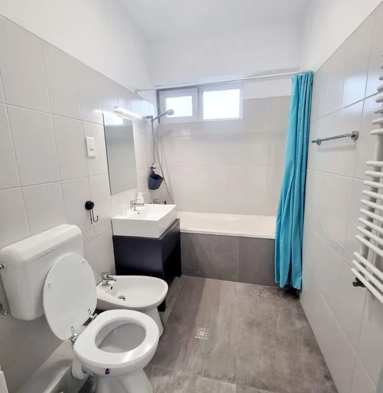 Vand apartament 2 camere 77mp calea Torontalului