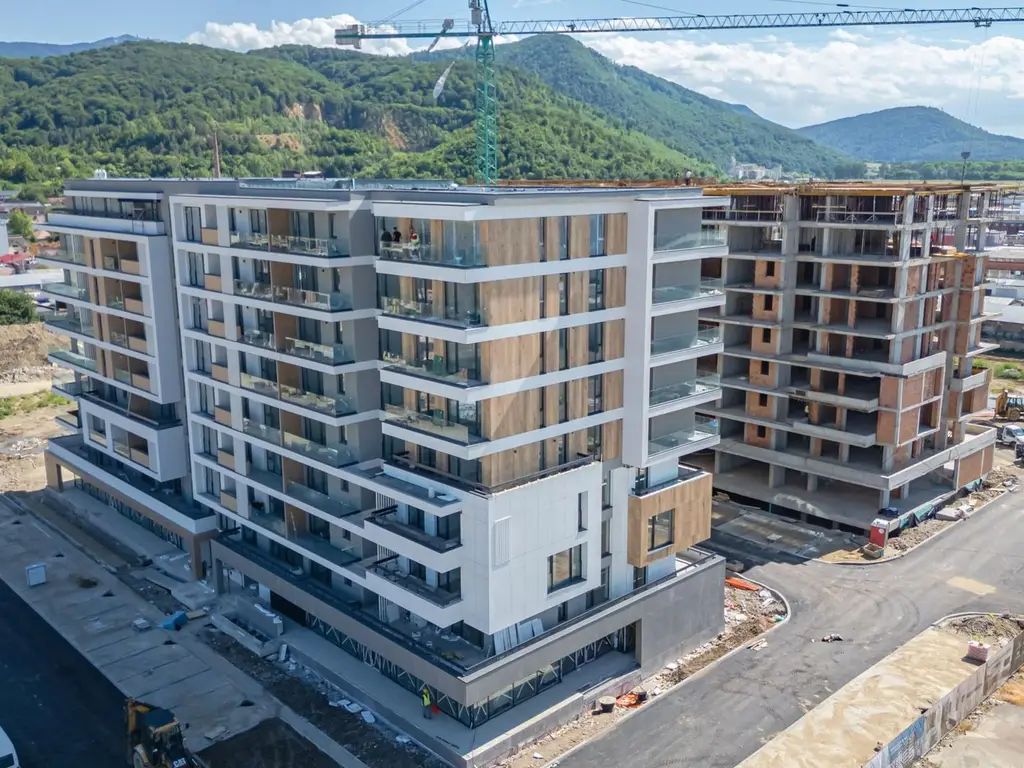 Apartament modern cu 2 camere și balcon generos | Zona Bartolomeu