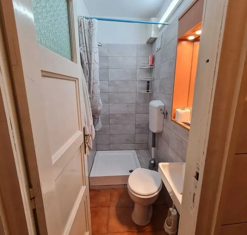 Apartament in vila zona Baicului
