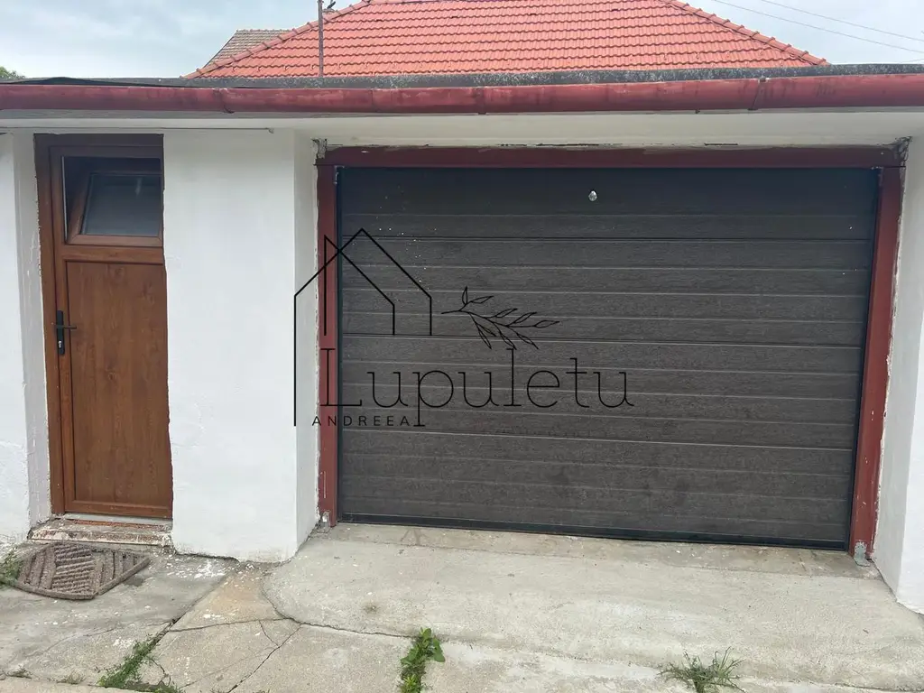 Casă de Vanzare | 200 MPU | Teren 305 MPU | Ultracentral