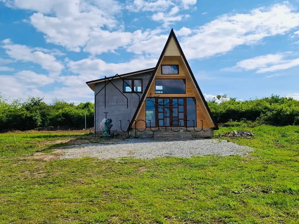 Casă de vânzare | Teren 690 MP | Daia Nouă