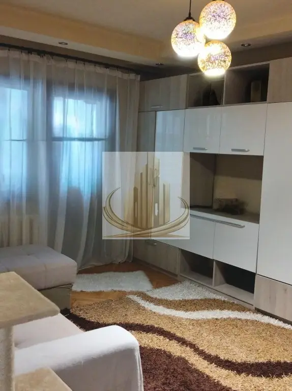 Apartament 3 camere et 2 Lipovei