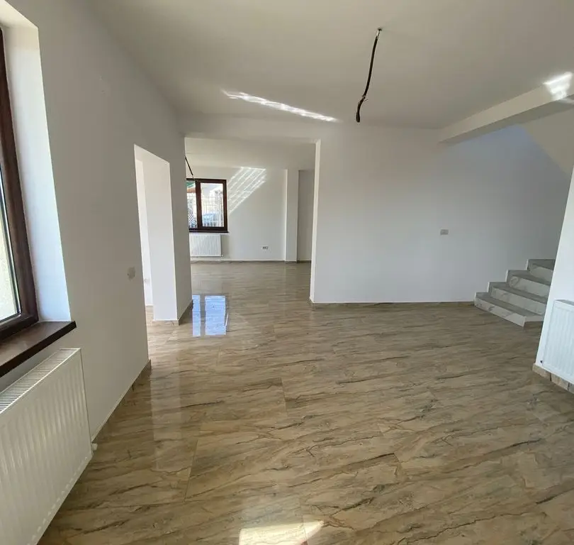 Casa P+1 de vanzare 160 MP An 2023 Predare la cheie Constanta Lumina