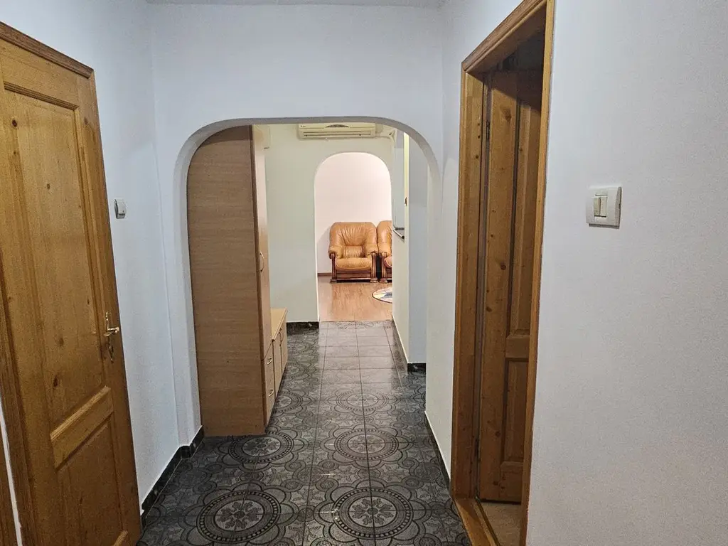 Crangasi apartament 3 camere de inchiriat mobilat si utilat