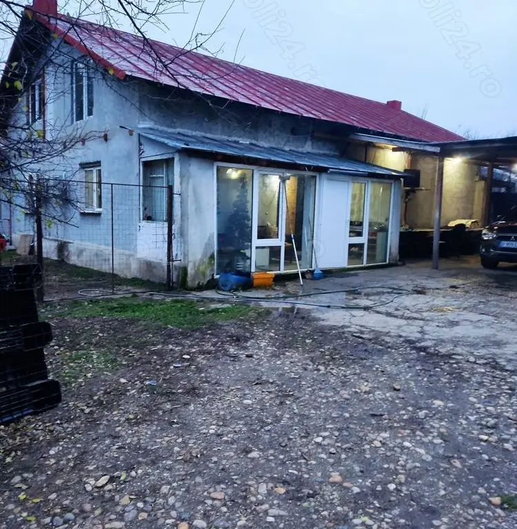 Casa de vanzare