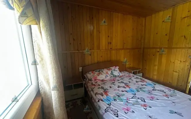 Casa de vanzare in comuna Ghizdaru , jud Giiurgiu