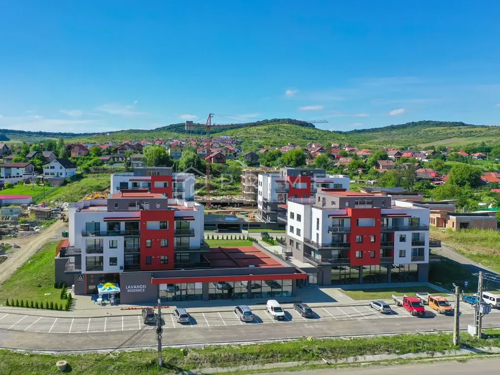 Apartament modern cu 3 camere, bloc nou cu lift și parcare privată
