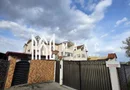 Spatiu 210 mp | Apartament 3 camere | Teren 164 mp |