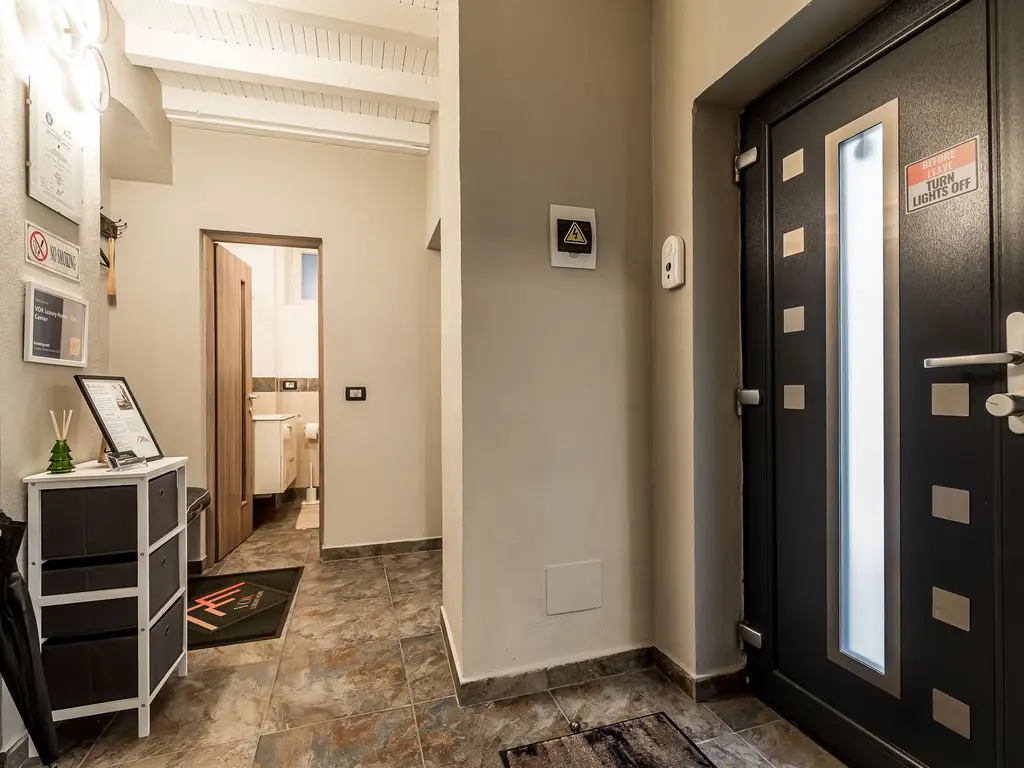 Apartament ultracentral | parter | mobilat și utilat