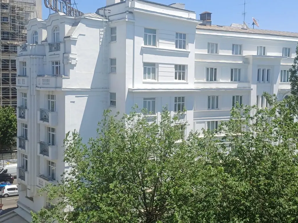 Apartament de Vanzare - Zona Ateneul Roman - 4 camere - 110 MP