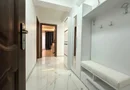 Vând apartament 3 camere 3 minute de Coresi complex ISARAN