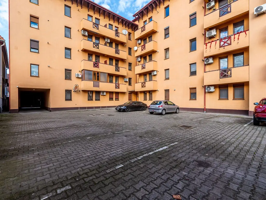 VANDUT! Apartament 1 camera - Petru Rares, Gradiste - COMISION 0