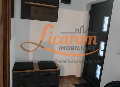 Apartament tip Casa 4 camere strada Carpatilor,totul nou.