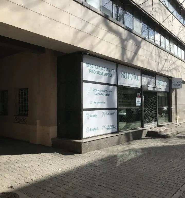Proprietar vand spatiu comercial