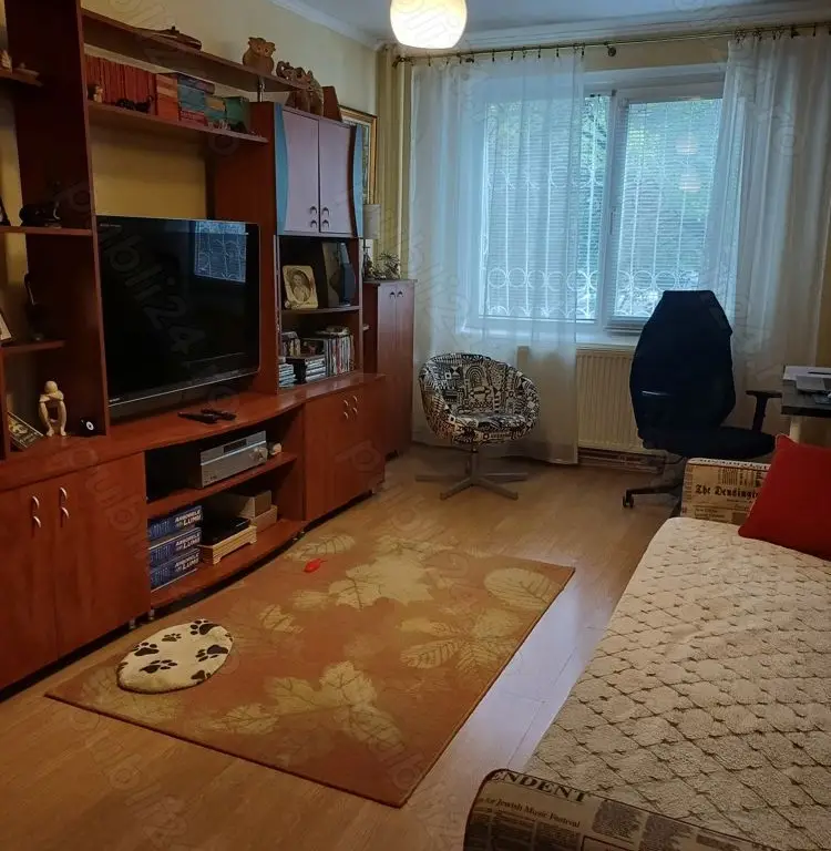4 camere Dristor-metrou