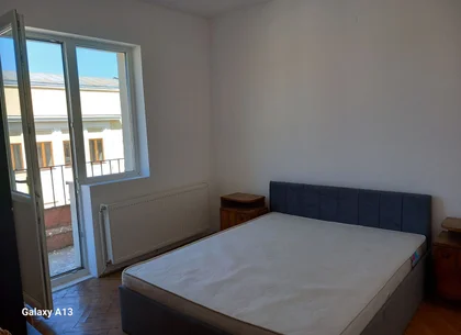 BRASADAS vinde ap 1 cam 4/4 ULTRACENTRAL RENOVAT si MOBILAT.