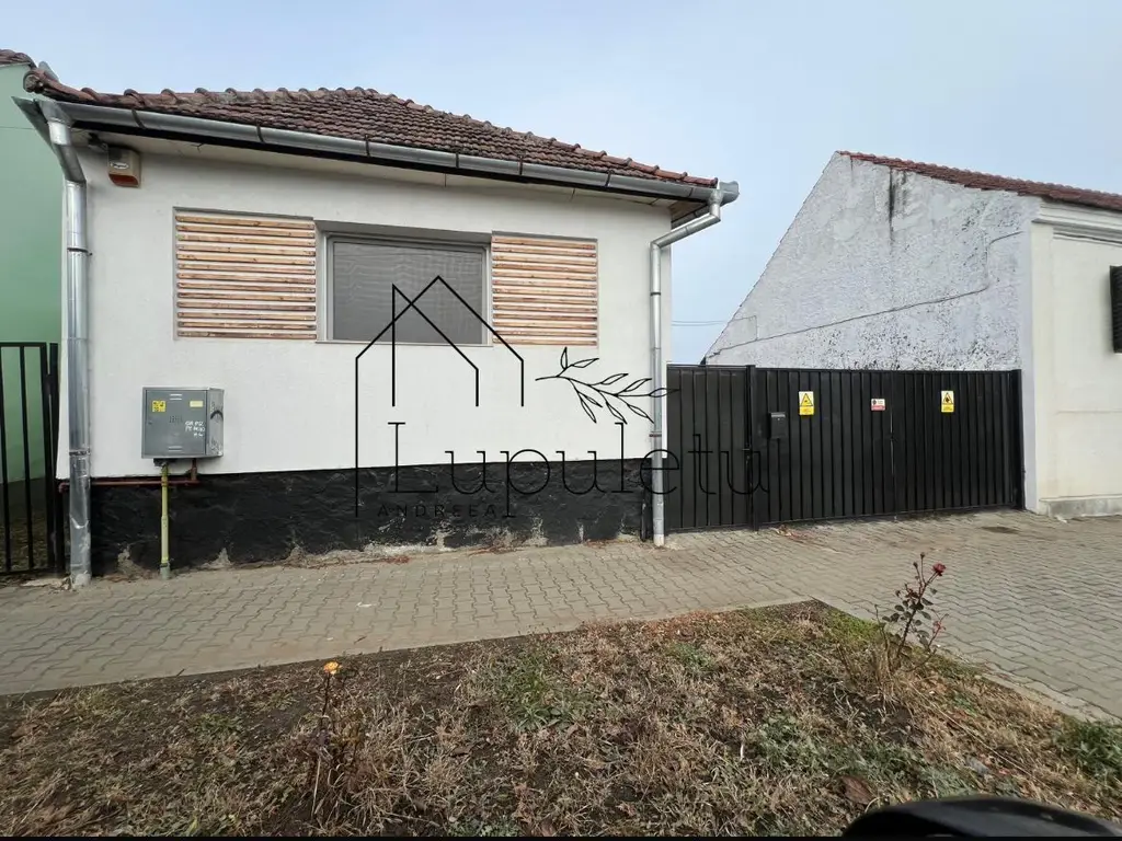 Casa Individuala de Inchiriat | 88 MPU | 2 Camere | Selimbar