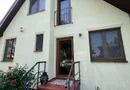 Casă elegantă, spațioasă, ideală pentru familie – Sanmihaiu Roman