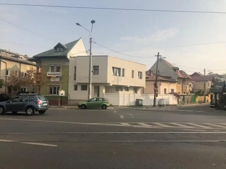 BRASADAS inchiriaza spatiu CLINICA STOMATOLOGICA Mihai Bravu