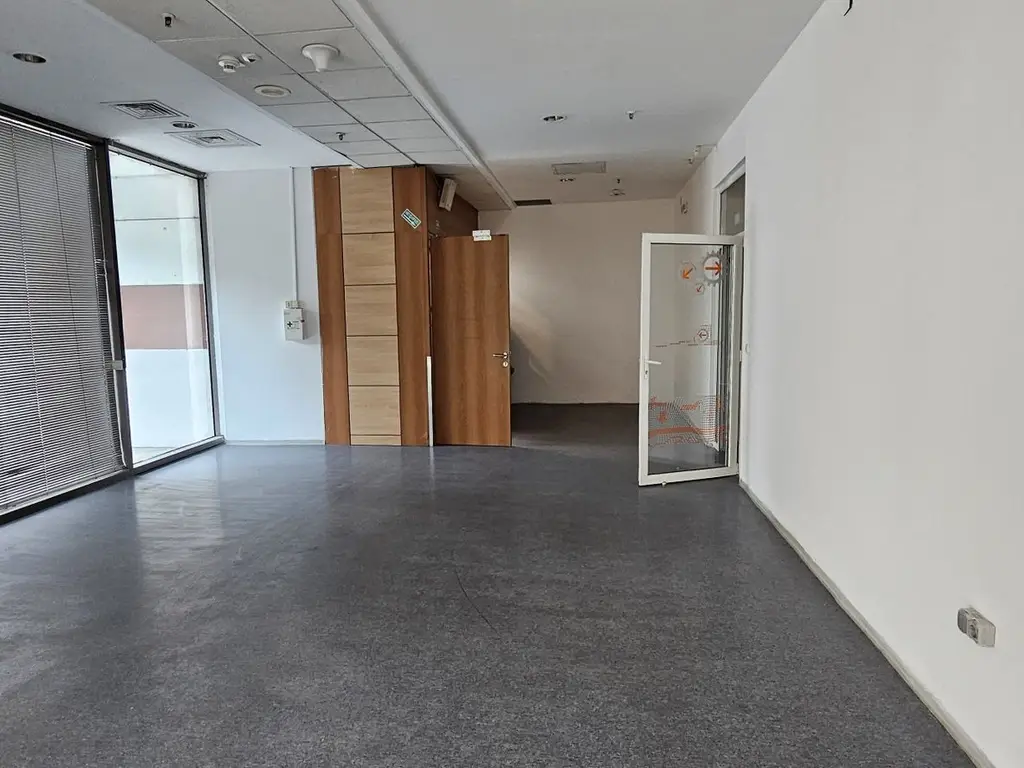 Pantelimon spatiu comercial 950 mp