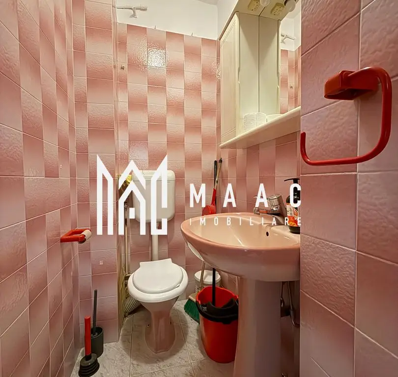 Apartament 3 camere | 2 bai | Renovat | Balcon | V. Aurie