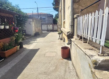 Casa de vanzare – Zona Centru, Strada Garii – 65.000€