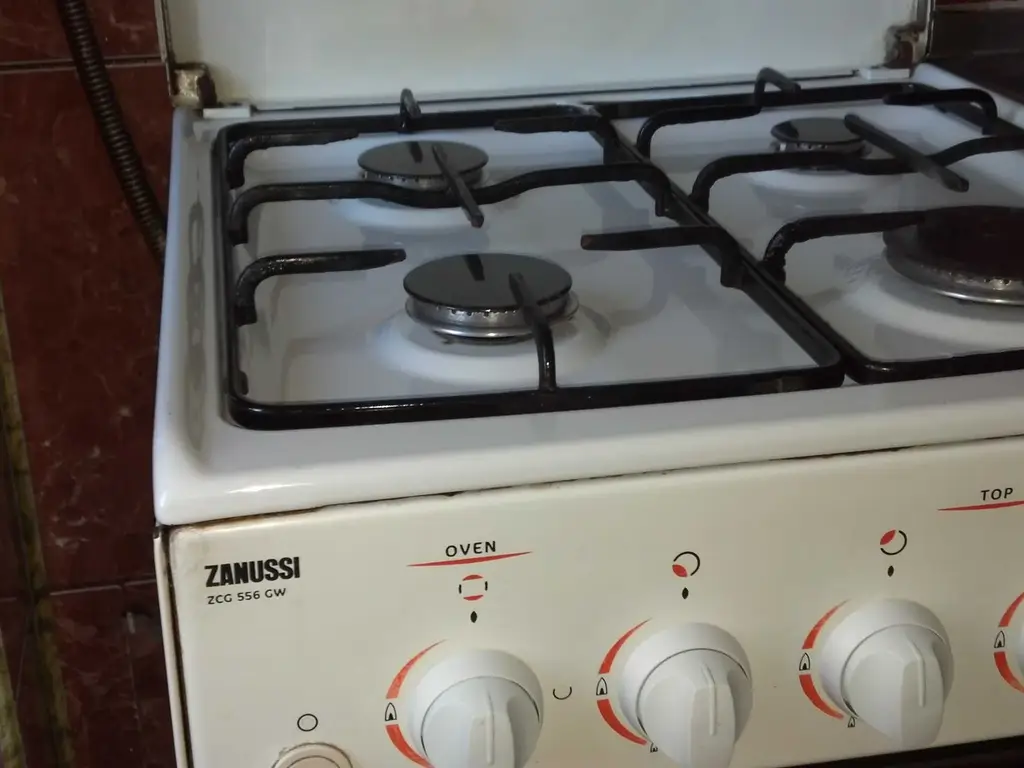 Apartament 3 camere de inchiriat in Ploiesti , langa UCECOM