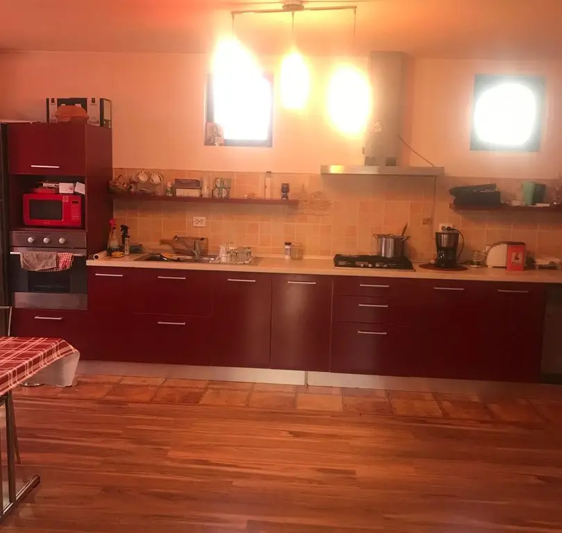 Vanzare vila 300mp,D+P+E+M,Iasi Belvedere-Rond Vechi,teren 550 mp