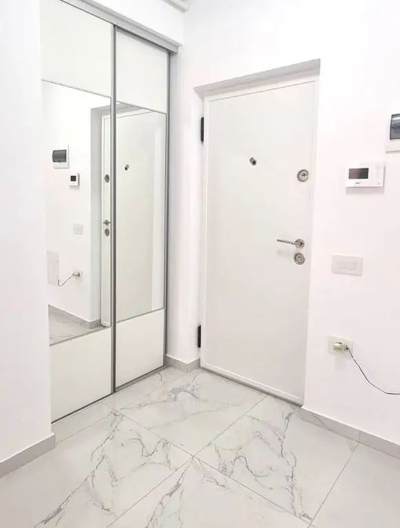 De vanzare apartament cu 2 camere Micro 17, 133.000 euro