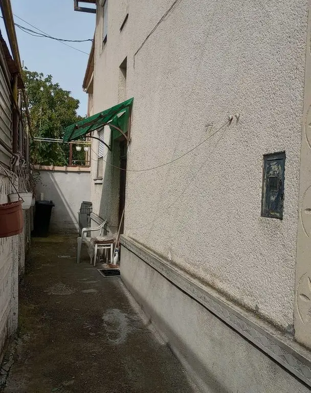 BRASADAS vinde casa DUPLEX 1979 tip P+1 zona 14 Mai.