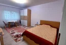 BRASADAS iNCHIRIAZA Garsoniera Mihai Bravu luminoasa vedere stradala